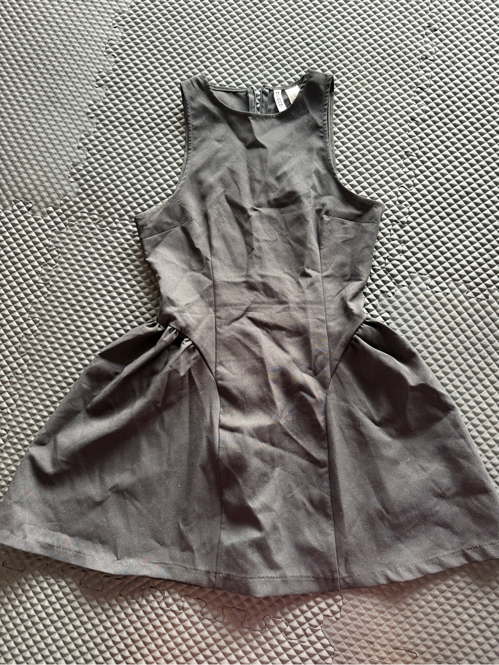 H&M Black Sleeveless Fit-and-Flare Mini Dress
